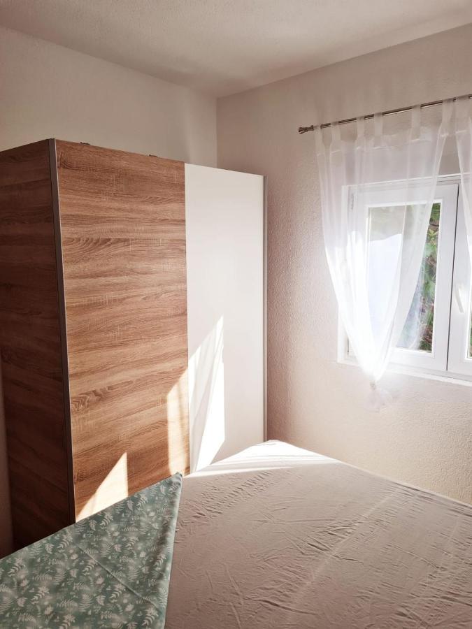 Apartment Planikovica Трогир Екстериор снимка