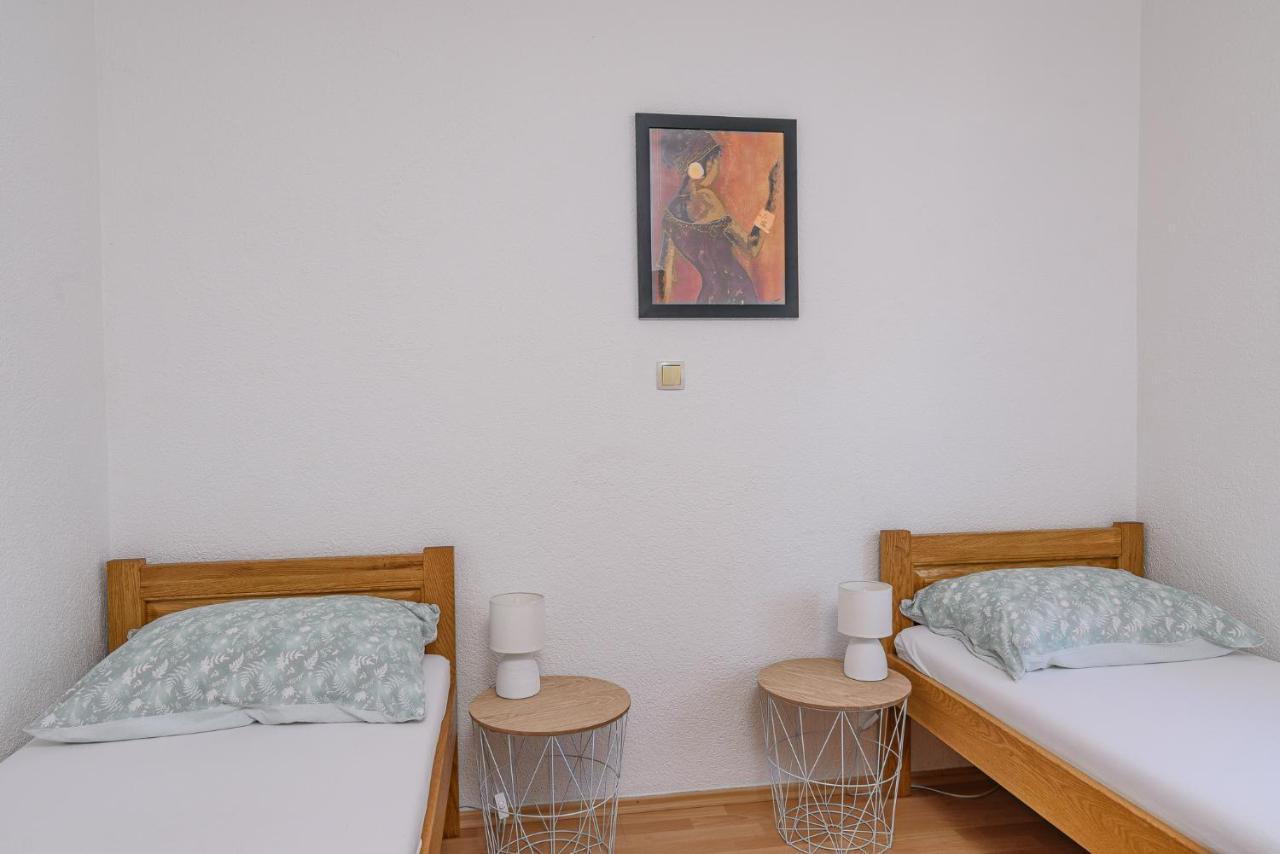 Apartment Planikovica Трогир Екстериор снимка